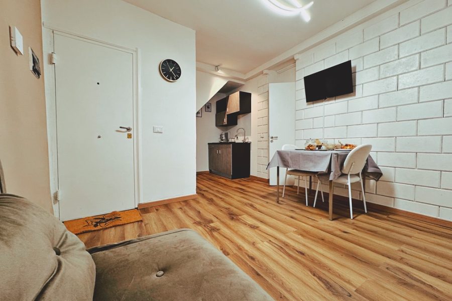 Created with RNI Films app. Profile 'Agfacolor 50's'